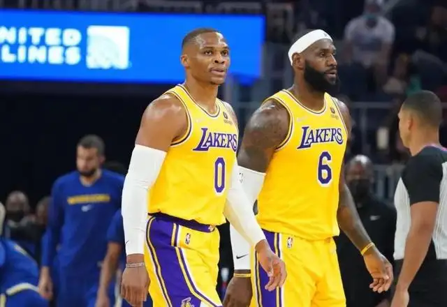 nba湖人vs骑士，nba湖人vs骑士集锦？