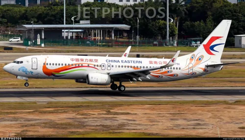 东方航空mu5735波音737客机梧州坠毁飞机失事逃生攻略