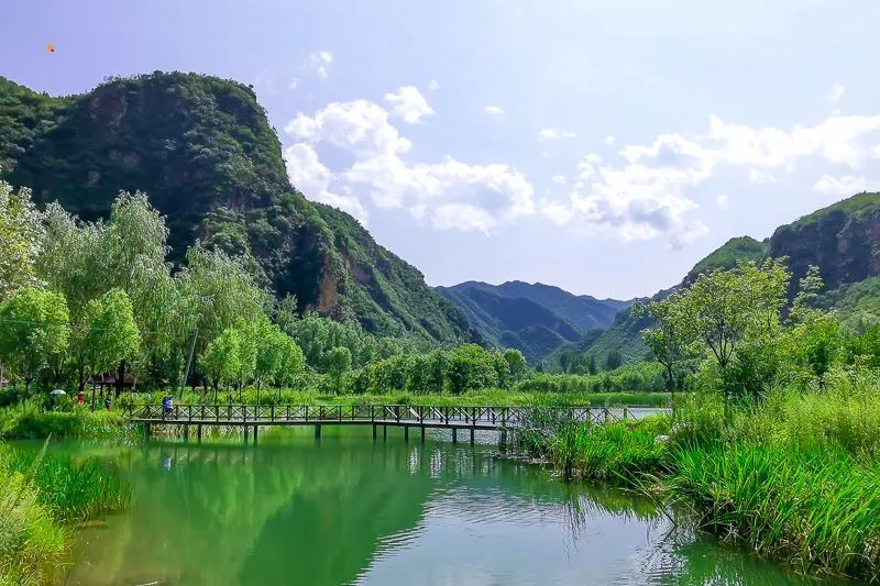 徒步户外五一1日踏青百里画廊延庆踏春の永宁干沟奶山湖乌龙峡谷尽享