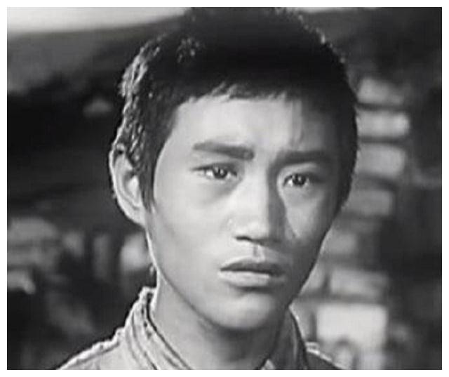 著名演员牛犇演戏76年和初恋相守一生两个儿子不姓牛