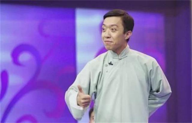郭德纲和李菁之间,是一种亦师亦友的关系,李菁1978年生人,1995年的