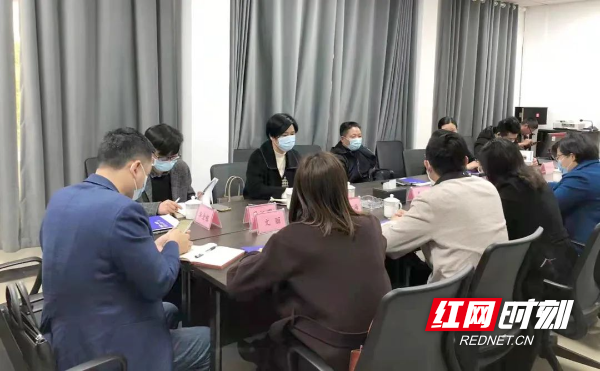 朱胜辉参加加强民营企业合法权益保护调研座谈会