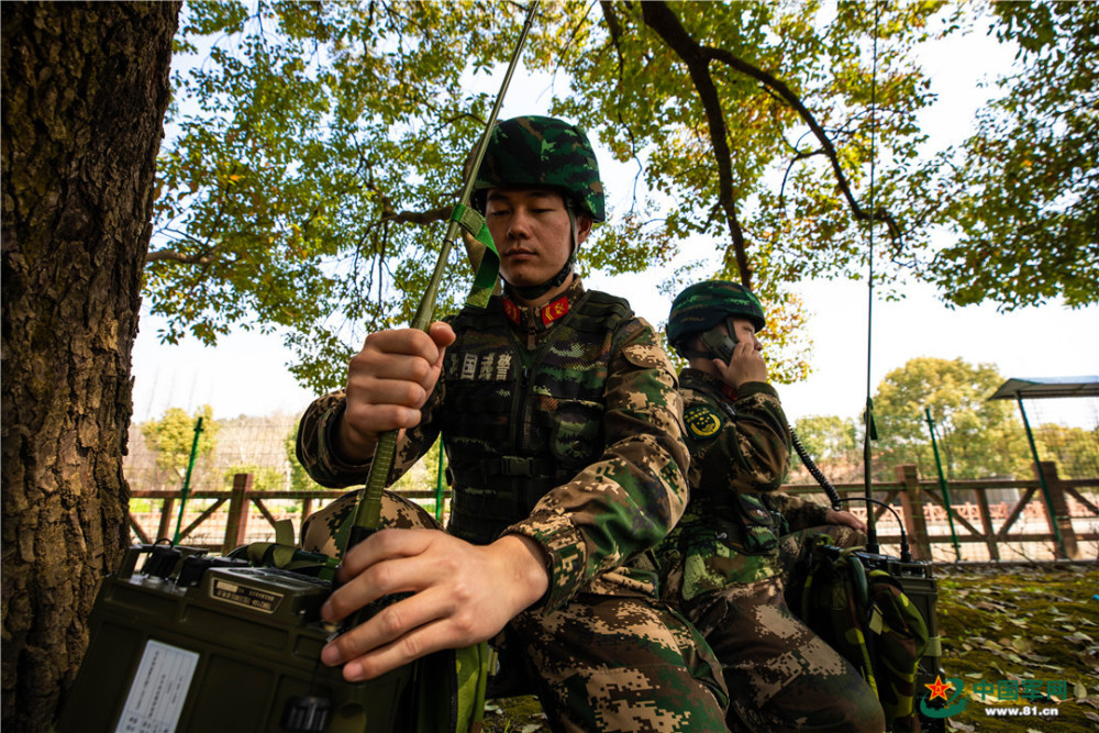 组图丨武警上海总队机动第二支队掀起春季大练兵活动