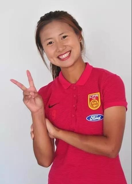她是中国女足中场的发动机,却被国青队开除,国内外禁赛