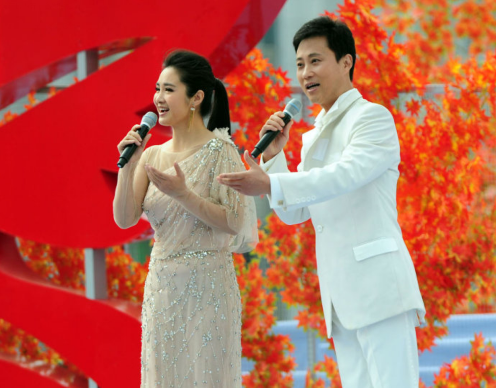 耿为华:被小14岁娇妻倒追,15年后被抛弃,离婚时和