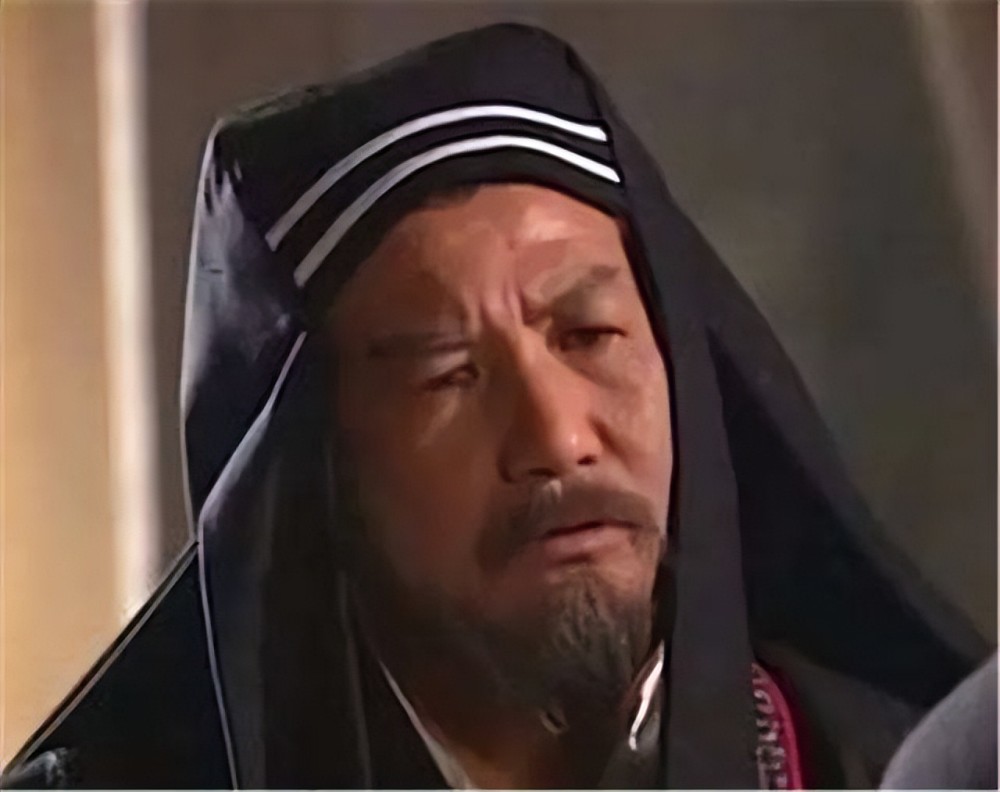 童百熊为什么会死杨莲亭只是替罪羊根本就是东方不败的问题