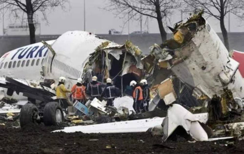 2002年大连57空难凶手1人买7份保险索赔140万拉111人陪葬