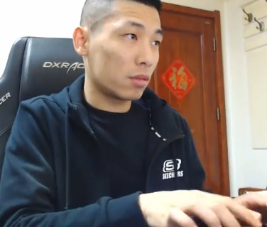 【喜闻乐见】旭旭宝宝另类现身检测一线,表情包被当成核酸范本