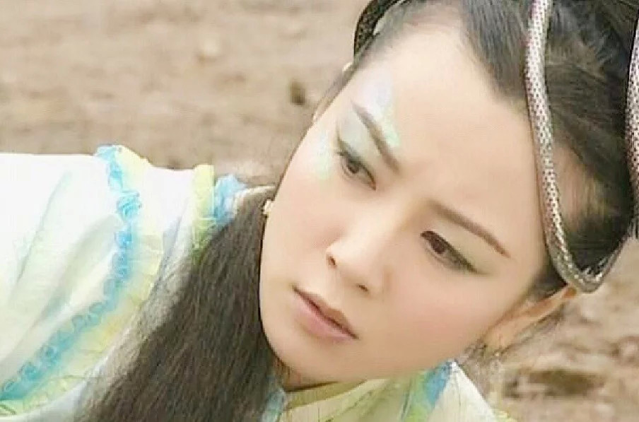 龙女造型九天玄女·袁咏仪饰演当时靓靓在剧里的演九天玄女一角这个