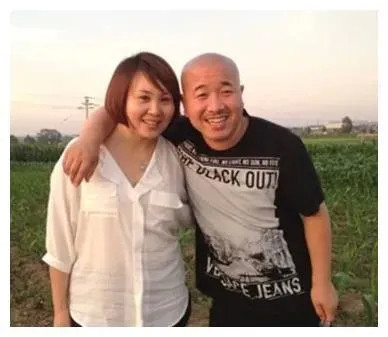 那年刘能王小利真的是没办法了出去接私活被赵本山罚10万