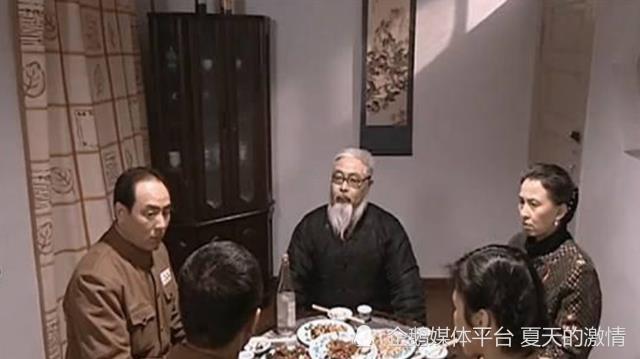 其实在一定程度上,李云龙和田墨轩是一类人,因此《亮