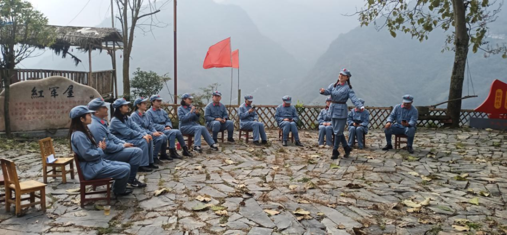 十军第一纵队途径堰门以及我县早期英烈志士卢楚衡,李还山,许勋安,娄