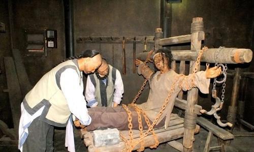 古代的笑刑有多残忍专对贵族实施罪犯经数小时折磨后身亡