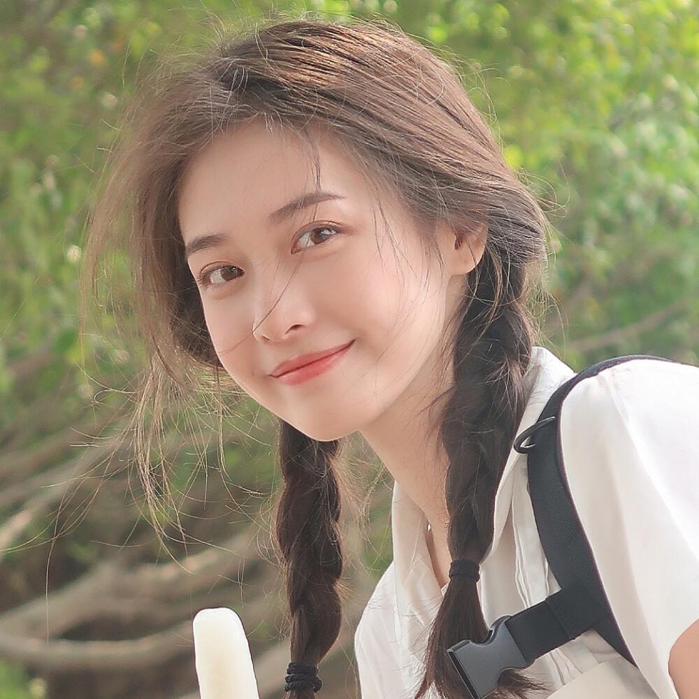 ins女生头像夏日清新女生头像夏天的风真的很安静