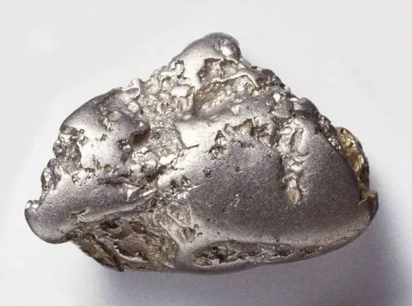 十大稀有金属矿石图片