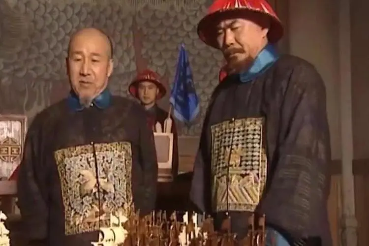 在真实历史上康熙朝名臣姚启圣李光地和周培公地位高吗他们结局如何
