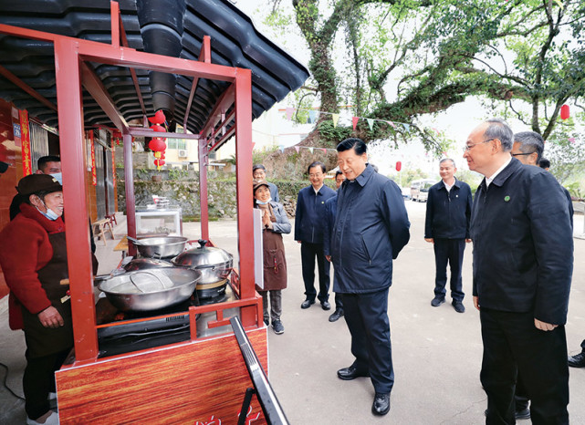 习近平：坚持把解决好“三农”问题作为全党工作重中之重 举全党全社会之力推动乡村振兴_腾讯新闻