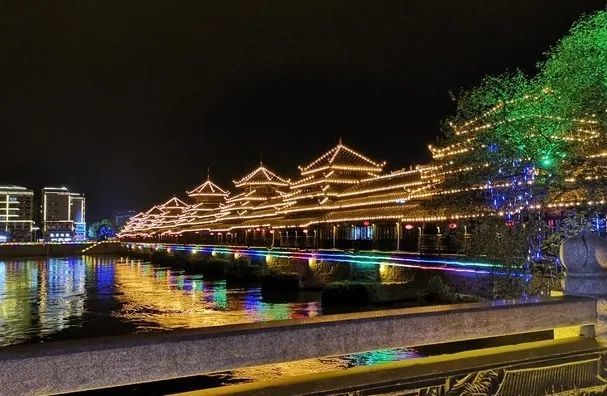 怀化旅游推荐:芷江—龙津风雨桥