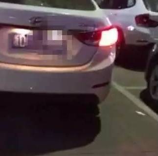 网约车司机边开车边自慰 女子拍视频上网却被拘留