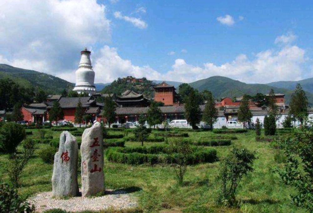 英国游客攀登山西五台山后的感受门票上百元感觉很疑惑