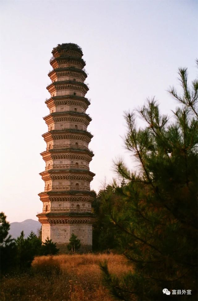 柏山寺塔开元寺塔宝室寺铜钟富县的塔富县有着唐宋明清时期留传下来的