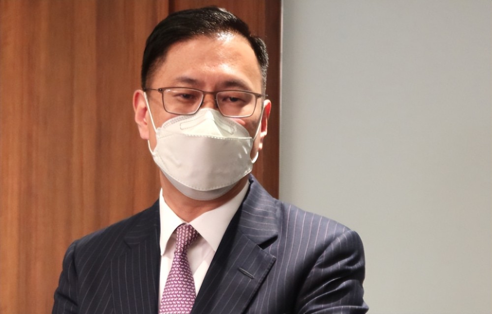 对于以往有不少市民不满法庭判案,杜淦堃表示,法庭有上诉机制处理不满