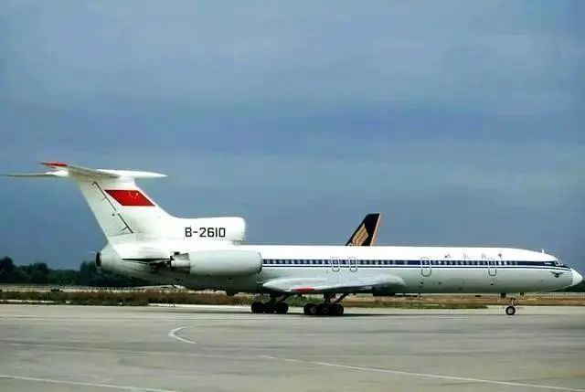 1994年6月6日上午,西北航空公司ty-154m型b2610号飞机执行西安-广州