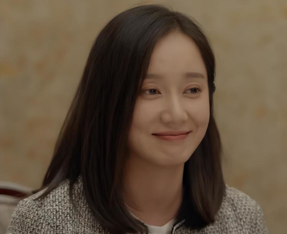心居董晴演得好北电校花出身很有天然美感的一位气质女神