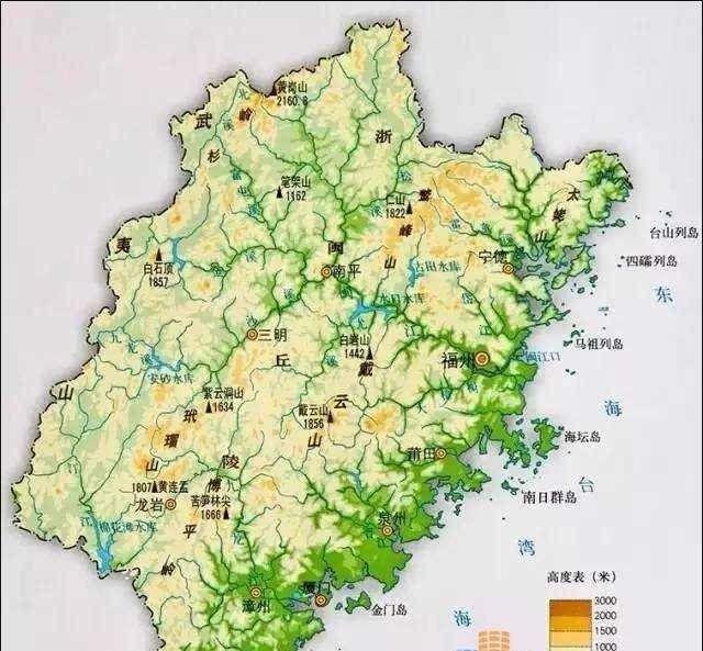 古代是农耕经济,粮食产量决定一个省份的强弱,重要程度福建的面积是12