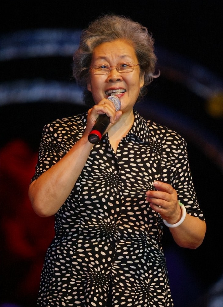 歌唱家于淑珍有儿有女为何晚年要住养老院她的坚持让人泪目