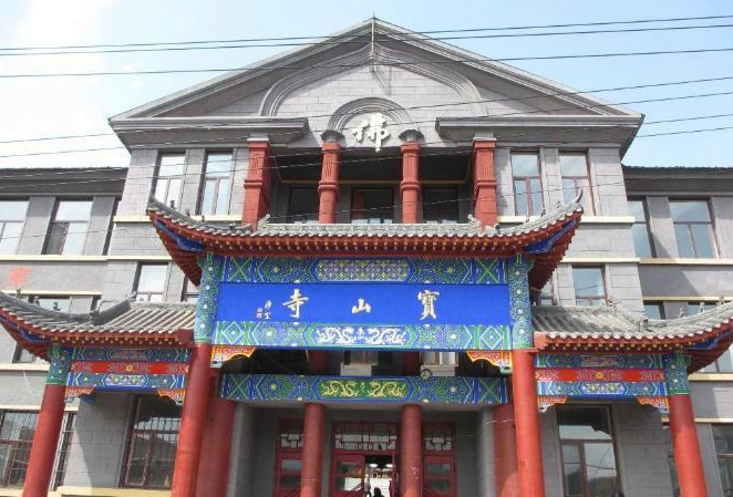 天后宫为丹东市市区现存最古老的建筑.始建于1876年(清光绪2年)