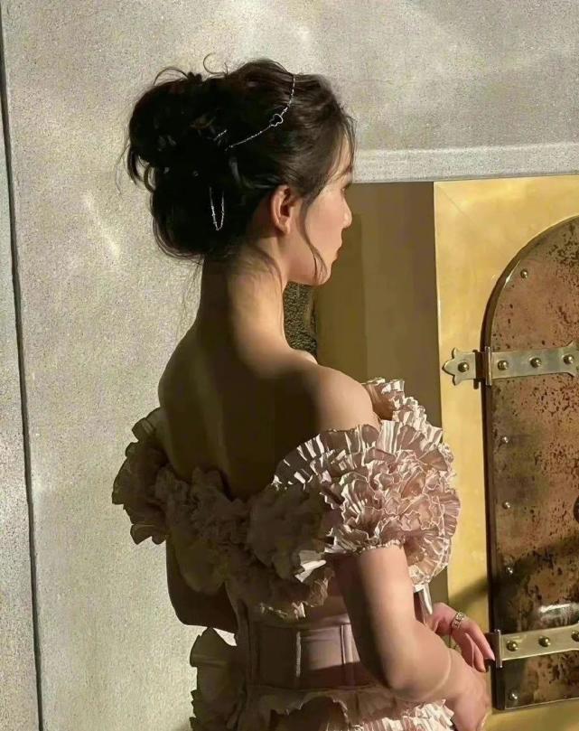 热巴这样的顶级美人,怎么一换古装造型就翻车?
