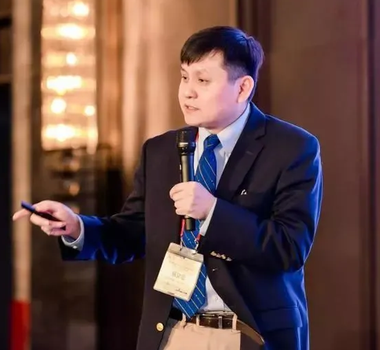 抗疫专家张文宏医生被网暴,你怎么看?