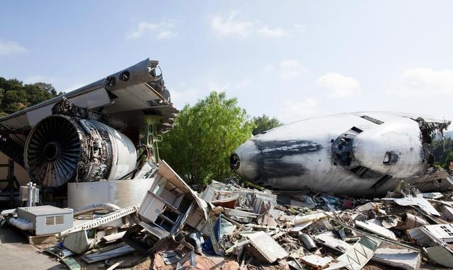 1999年中国客机在温州坠毁机上61人全部遇难祸首竟是一颗螺母
