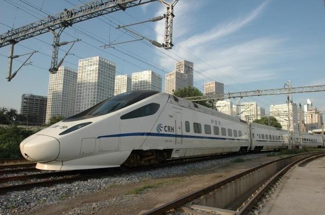 中国高铁为何不满足于和谐号在2007年-2017年期间,我国高铁线路上奔驰