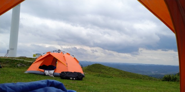 野外露营体验,四十人的大型露营现场,记高坡云顶草原露营