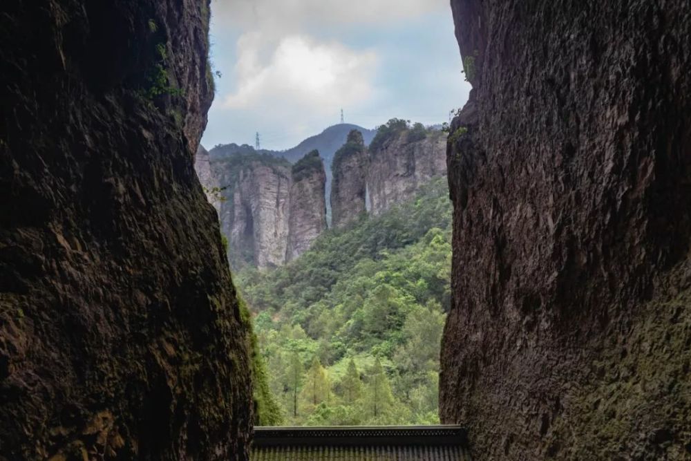 神雕侠侣断肠崖天下奇秀雁荡山