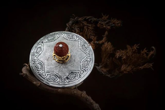 众筹丨手工纯银银壶,非遗大师母炳林监制,錾刻工艺,龙飞凤翔