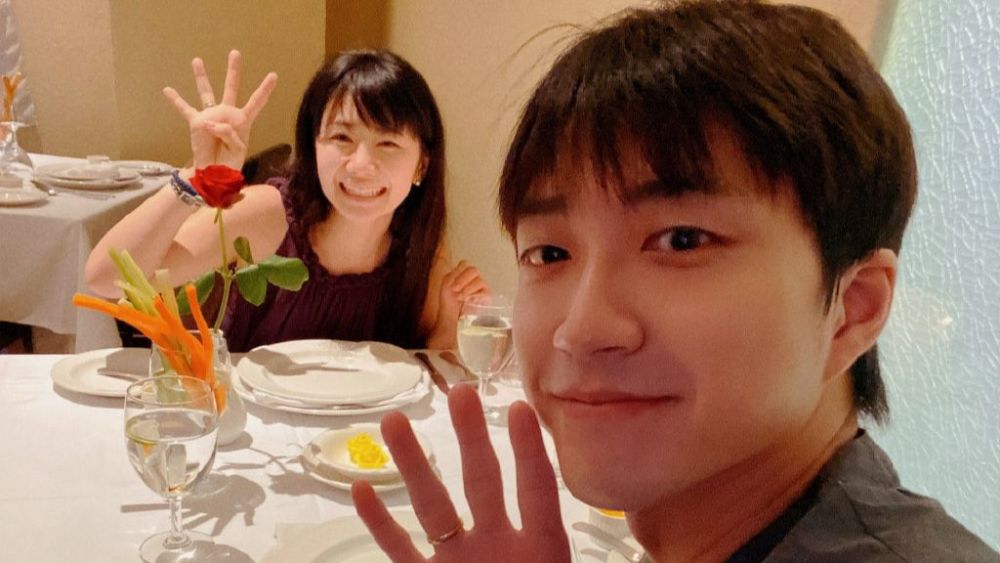 江宏杰在采访中随即透露,如今虽然与福原爱告别夫妻身