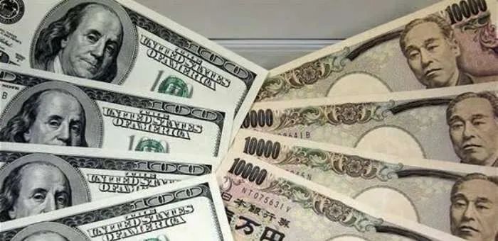 日元兑美元汇率暴跌至20年来新低