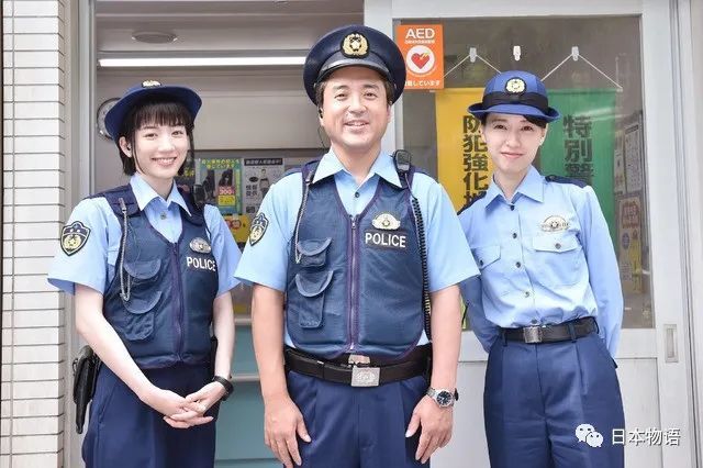敲碎车窗▋ 日本警察的独有装备到过日本的朋友,都会发现一个有趣的