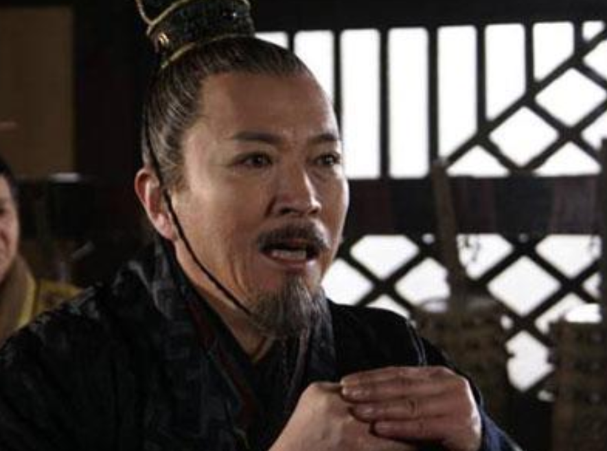 王翳得到了头颅,其余四人分的手脚,随后,五人均被刘邦封为侯爵,登上