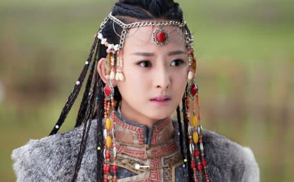 成吉思汗的一生,共有后妃40多人,她们分居在四个斡儿朵(宫室)中.