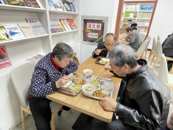 崇山峻岭富民路近日,航拍中的歙县武阳乡约里村乡村