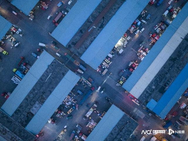直击：夜幕下的广州供应链产业园灯火通明_腾讯新闻