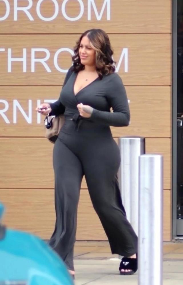 大号美女玛琳安德森