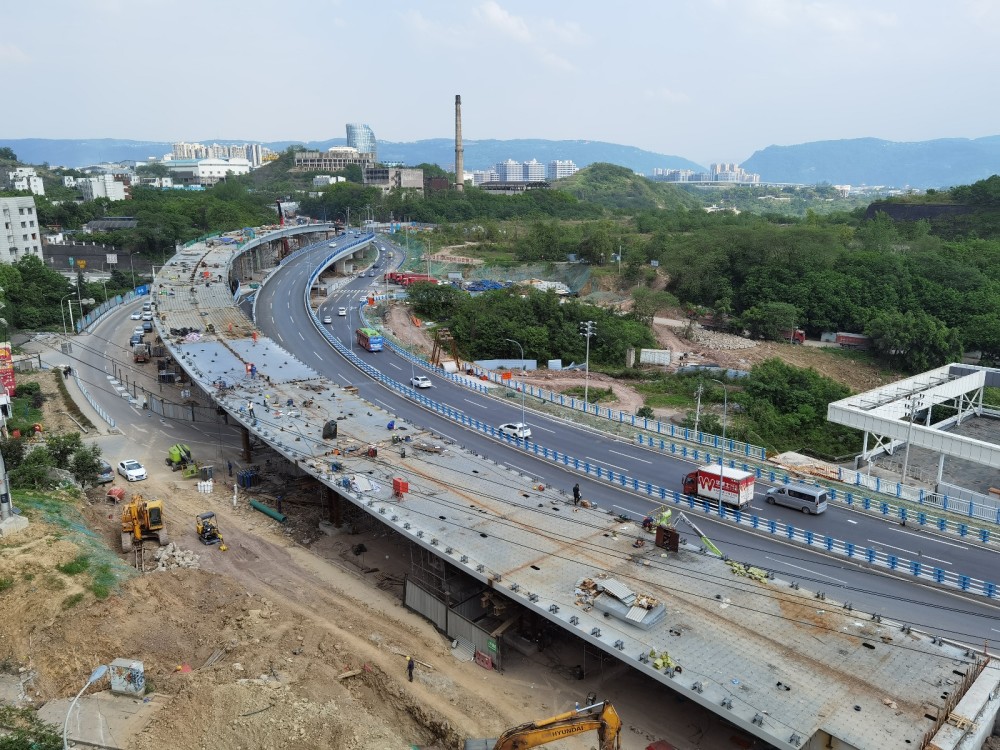 钢箱梁合龙水口立交预计六月底全线通车