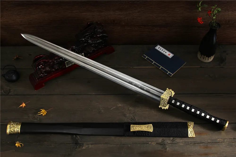 龙泉宝剑龙泉宝剑厂锻造的那些历史名剑