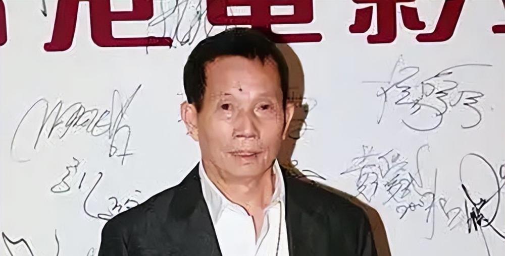 去世的消息还是震惊了不少人,因此,当刘家良去世的第二天消息传出以后