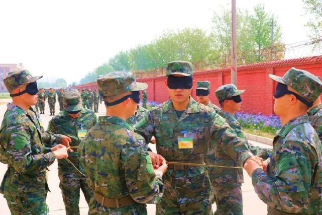 【実物】中国武警 07式戦闘服    半袖 迷彩 メルカリ未来